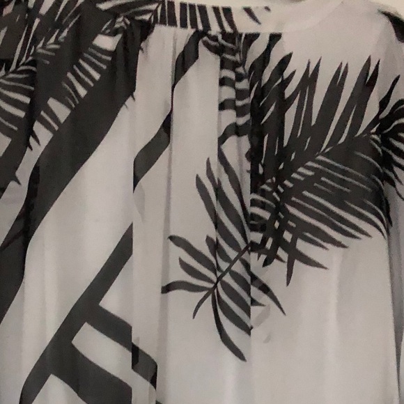 Summer dress/coverup - Picture 2 of 5